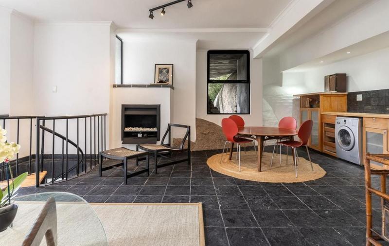 6 Bedroom Property for Sale in Hout Bay Western Cape